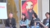 纽约数百作家艺术家抗议北京打压 声援艾未未