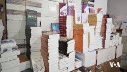 Weşanxaneya Sitav 3 Hezar Pirtûk Wek Dîyarî Dide Xwendekarên Dersa Kurdî