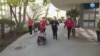 Los Angeles Havaalanı'nda 'Terapi Köpekleri' İşbaşında