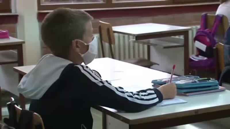 Носењето заштитни маски во училиштата, задолжителна обврска или право на избор?