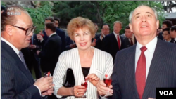 VOA卫视-时事大家谈 戈尔巴乔夫逝世给习近平什么启示？