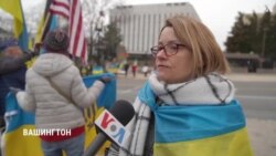Украинская диаспора вышла к посольству РФ 