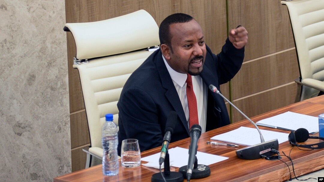 Ra'isul Wasaare Abiy Ahmed oo la hadlaya xubnaha Baarlamaanka