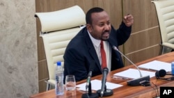 Ra'isul Wasaare Abiy Ahmed oo la hadlaya xubnaha Baarlamaanka