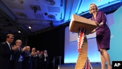 英国外交大臣伊丽莎白·特拉斯（Liz Truss）在保守党选举中胜出，出任英国保守党党魁。（2022年9月5日）