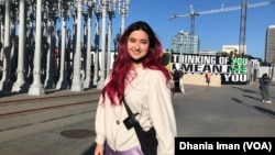 Penyanyi Stephanie Poetri di Los Angeles, California (dok: VOA/Dhania Iman)