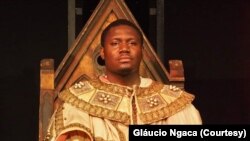 Gláucio Ngaca durante apresentação da ópera "A Flauta Mágica" de Mozart, na Alemanha. Junho 2022