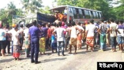 বাগেরহাটে বাস-ট্রাক সংঘর্ষে ৩ জন নিহত