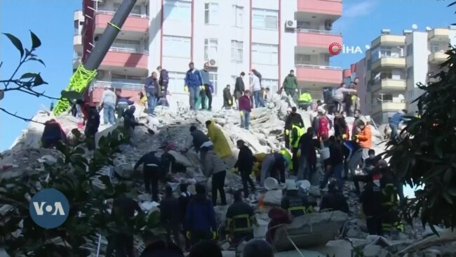 Rais wa Uturuki atangaza miezi mitatu ya hali ya dharura kufuatia tetemeko la ardhi