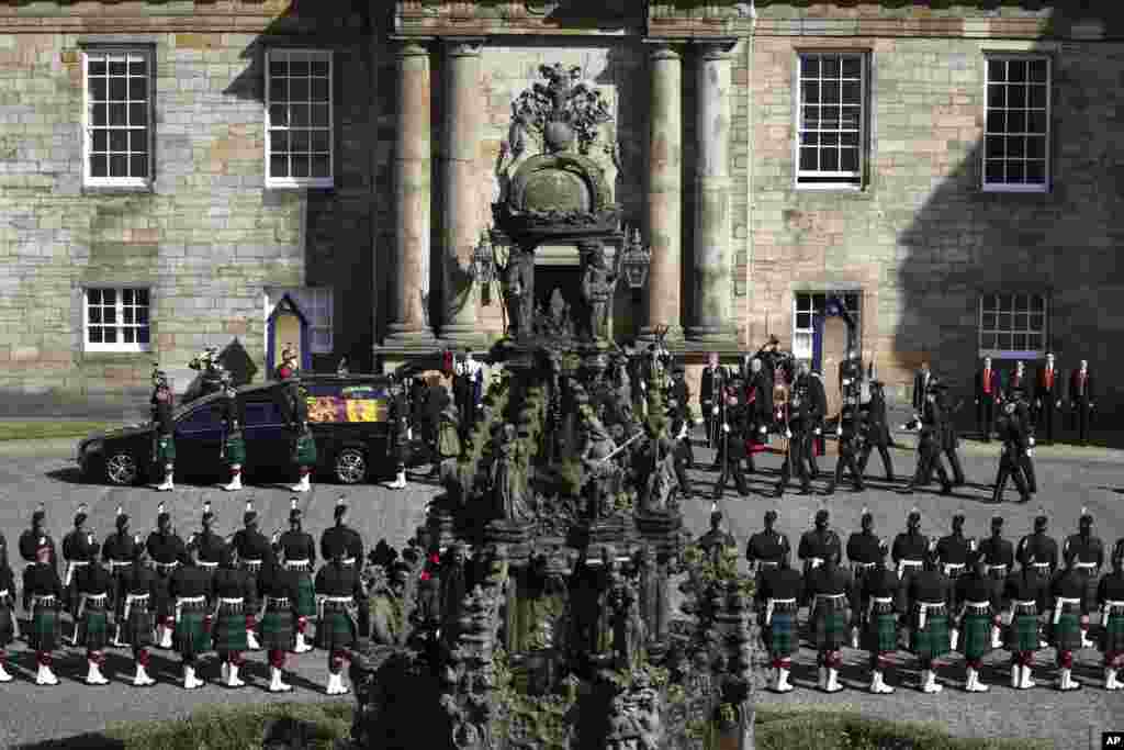 The hearse carrying the coffin of Queen Elizabeth II&nbsp;departs Holyrood Palace, in Edinburgh, Scotland, Sept. 12, 2022.&nbsp;