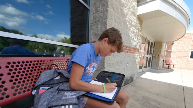 School Systems See More Students Repeating Grades