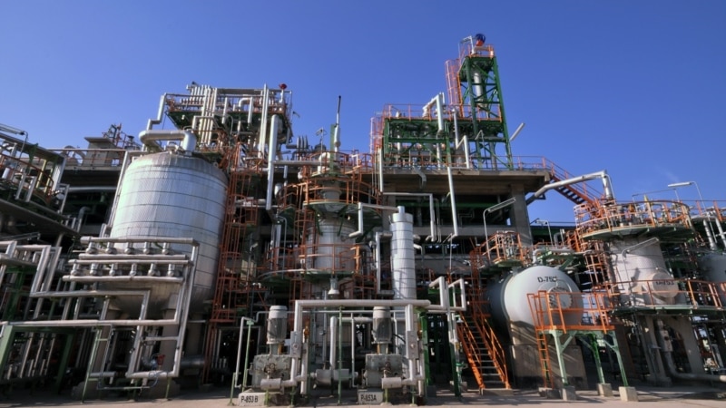 ممنوعیت صادرات پتروشیمی در پی تعطیلی سه چهارم ظرفیت تولید ایران