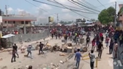 Ayiti: Pèp souvren manifeste kont pouvwa a ak lavi chè