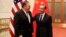 Госсекретарь США Майк Помпео и министр иностранных дел Китая Ван И. Пекин, Китай. 14 июня 2018 г.