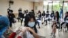 Việt Nam tái mở cửa trường học sau một năm đóng cửa vì đại dịch