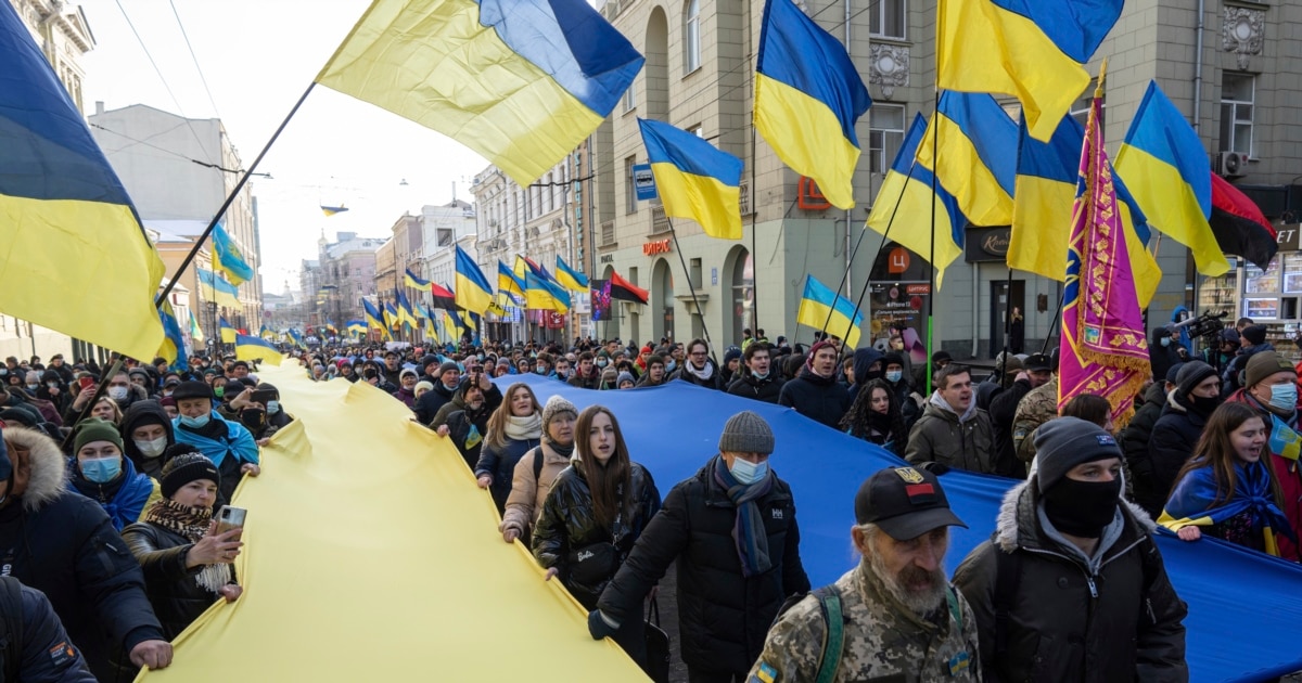 Porno etuk ayollar va juda katta xorozlar Squirt qaldirgoch