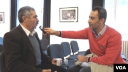 Silêman Cafer ligel hevkarê me Salih Turan. 