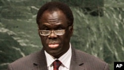 Michel Kafando lors de de la 65ème session de l'Assemblée générale des Nations Unies à siège de l'ONU mardi 28 septembre 2010, à New York. (AP Photo / Frank Franklin II)