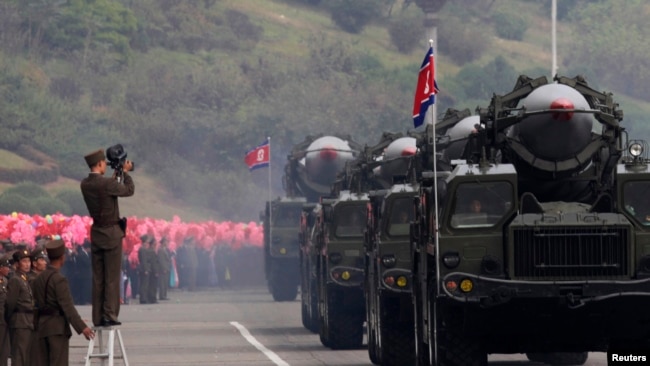 Pyongyang acusó al presidente Trump de fomentar un “círculo vicioso” de tensiones acumuladas en la península coreana y afirmó que no se quedará “de brazos cruzados”.