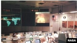 Mission control shortly before the Apollo 13 crew reported an explosion.