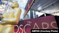 Les préparations continuent pour la 89e cérémonie des Oscars, à Los Angeles, le 23 février 2017.