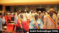 Les députés tchadiens à l'Assemblée nationale, à N'Djamena, Tchad, le 6 juillet 2019. (VOA/André Kodmadjingar)