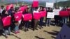 تجمع فعالان مدنی معترض به خشونت علیه زنان در شهر مریوان