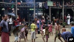 Menurut kepala urusan kemanusiaan PBB, kamp pengungsi Muslim Rohingya, korban kekerasan sektarian di Burma, sangat buruk dan penuh sesak (foto: dok). 