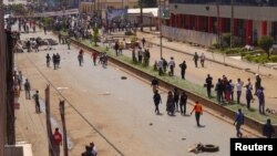 Anti-government demonstrators block a road in Bamenda, Cameroon, December 8, 2016.