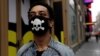 限制病毒传播 特朗普政府预计将建议美国人戴口罩