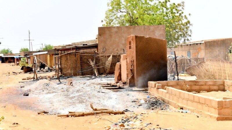 Dix morts en début de semaine dans l'attaque d'une mosquée
