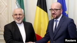 جواد ظریف، وزیر امورخارجه ایران در کنار نخست وزیر بلژیک