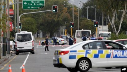 新西兰清真寺枪击案造成至少49人丧生多人受伤