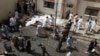 У результаті вибуху в пакистанській лікарні загинуло понад 60 осіб