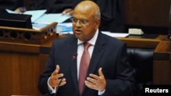South African Finance Minister Pravin Gordhan delivers his 2013 budget speech at Parliament in Cape Town, Feb. 27, 2013.