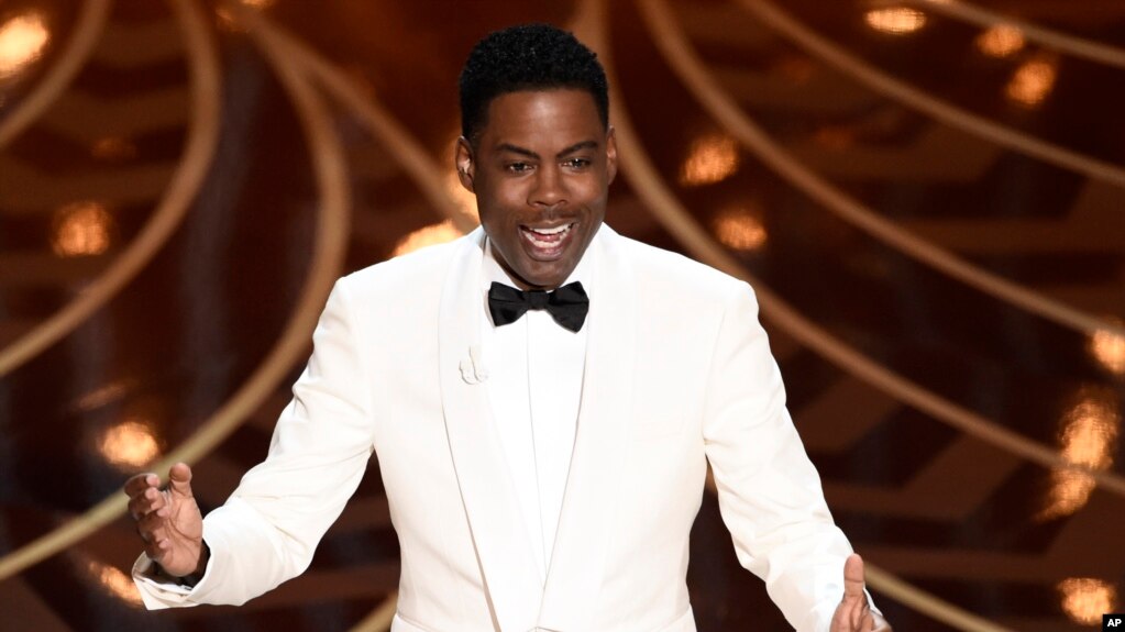 Chris Rock, anfitriÃ³n de la entrega del Oscar en el Dolby Theatre de Los Angeles, California. 28-2-16.