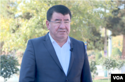 Tura Bobolov, Surkhandarya region's governor, talks to VOA, Termez, Uzbekistan, Nov. 3, 2021.