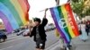 川普承诺维持LGBT群体工作权利