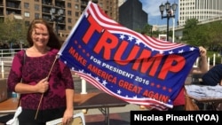 A Donald Trump supporter in Cleveland, Ohio, July 18, 2016. (Photo: Nicolas Pinault / VOA)