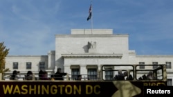 El DHS anunció que la seguridad se incrementará en edificios del gobierno federal en Washington y otras ciudades.
