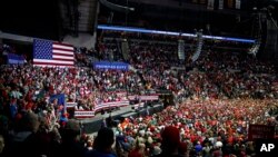 Donald Trump battant campagne à Fort Wayne, Indiana, le 5 novembre 2018