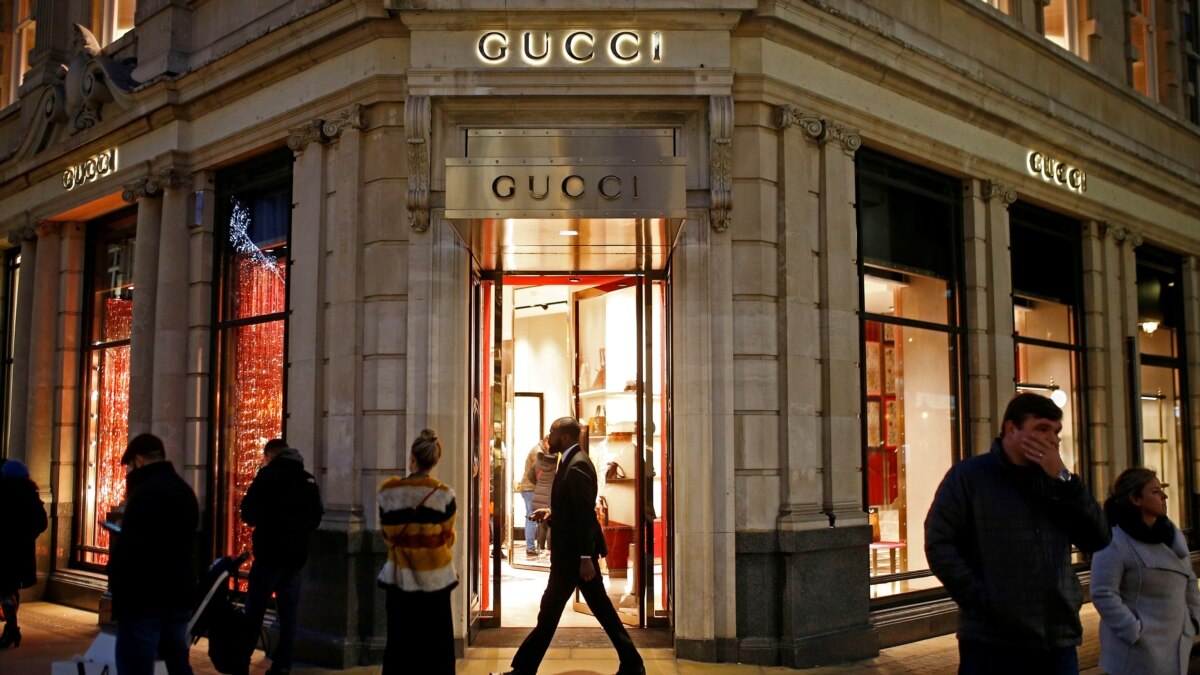 Gucci hiring discount