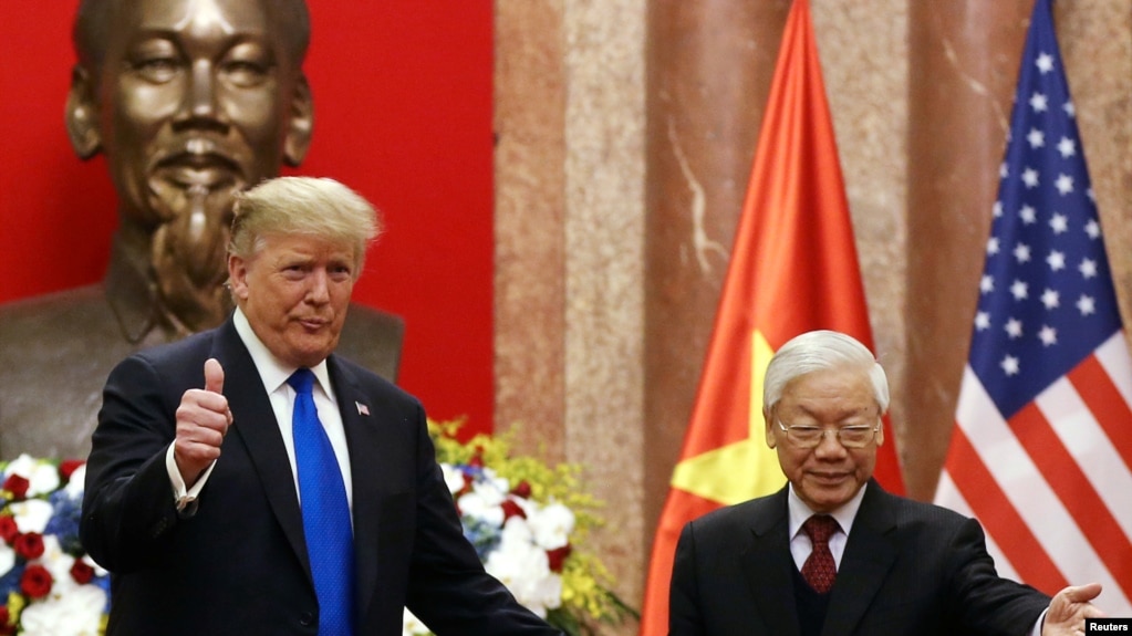 Ông Trump và ông Trọng tại Hà Nội, tháng Hai, 2019.