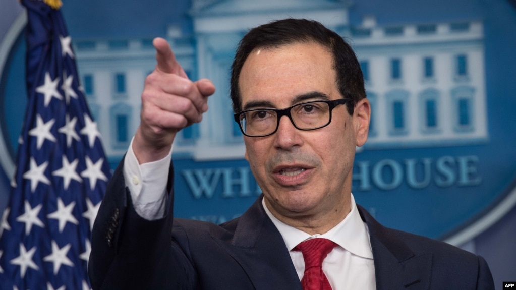 Bộ trưởng Tài chính Mỹ Steven Mnuchin từng là một cựu giám đốc của tập đoàn Goldman Sachs và nhà tài trợ phim Hollywood.