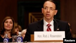 Rod Rosenstein amenazó con renunciar al darse cuenta que la narrativa que emanaba de la Casa Blanca lo presentó como el principal motivador de la decisión de destituir a Comey, según reportes de prensa.