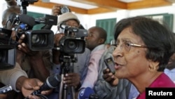 United Nations High Commissioner for Human Rights Navi Pillay speaks to journalists after meeting Zimbabwean President Robert Mugabe in Harare, May 23, 2012.