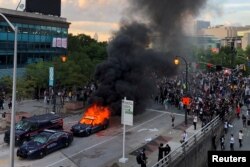 Zapaljen policijski automobil u Atlanti, 29. maj 2020.