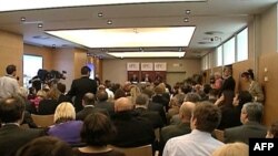 Tribina na kojoj je predsednik Srbije Boris Tadić govorio na temu "Srbija na putu ka Evropskoj uniji" održana danas u Centru za evropsku politku u Briselu, 7. jun 2011.