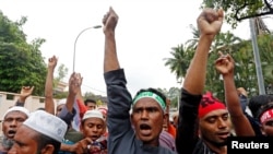 马来西亚的罗辛亚人在缅甸驻吉隆坡大使馆抗议缅甸对罗兴亚人的暴力活动。（2017年9月8日）