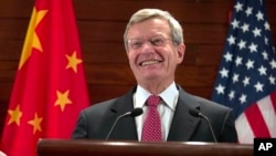 Duta Besar Amerika untuk China Max Baucus (foto: dok).